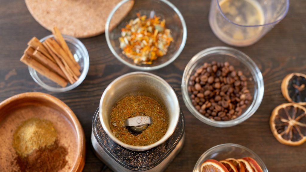 Rempah minyak kutus kutus